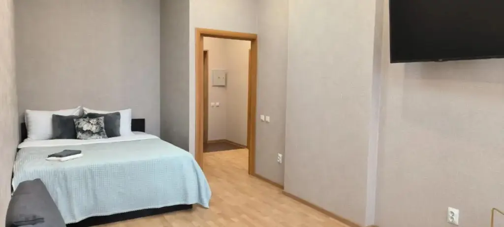 Уфа: Апартаменты на улице Гафури 73