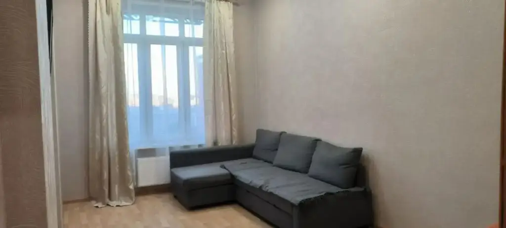 Уфа: Апартаменты на улице Гафури 73