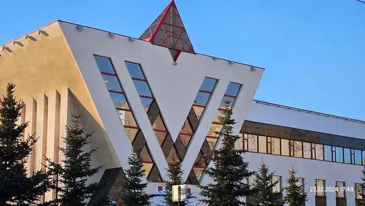 Уфа: Апартаменты на проспекте Октября 112