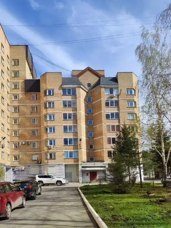 Пермь: Апартаменты на улице Лебедева 32