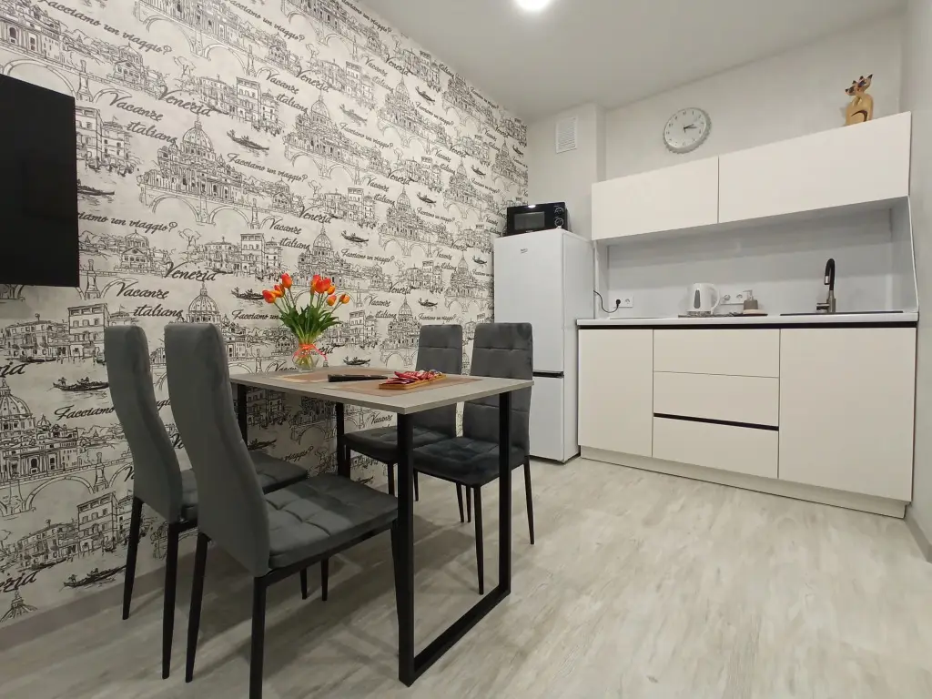 Екатеринбург: Квартира 1-к. Комфорт-класса 32 м²