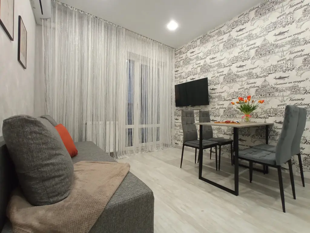 Екатеринбург: Квартира 1-к. Комфорт-класса 32 м²
