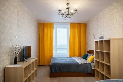 Квартира На 22 Этаже Напротив ТЦ Планета — фото 1