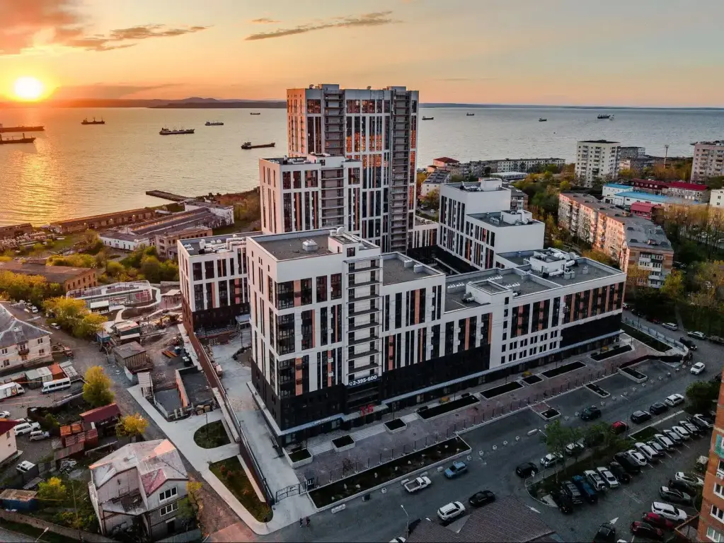 Владивосток: Апартаменты Amur Sky Панорама Русского моста