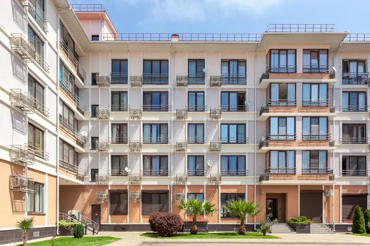 Сочи: Deluxe Apartment, Chistye Prudy, Staroobryadcheskaya st.62 , Apt. 2504