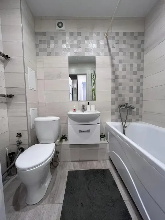 Ижевск: Апартаменты Privi House на улице Строителя Николая Шишкина 3/1