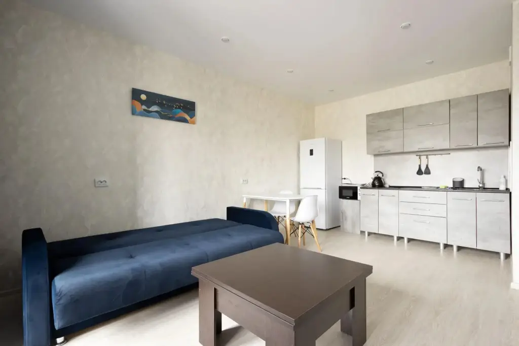 Красноярск: Апартаменты на улице Авиаторов 43