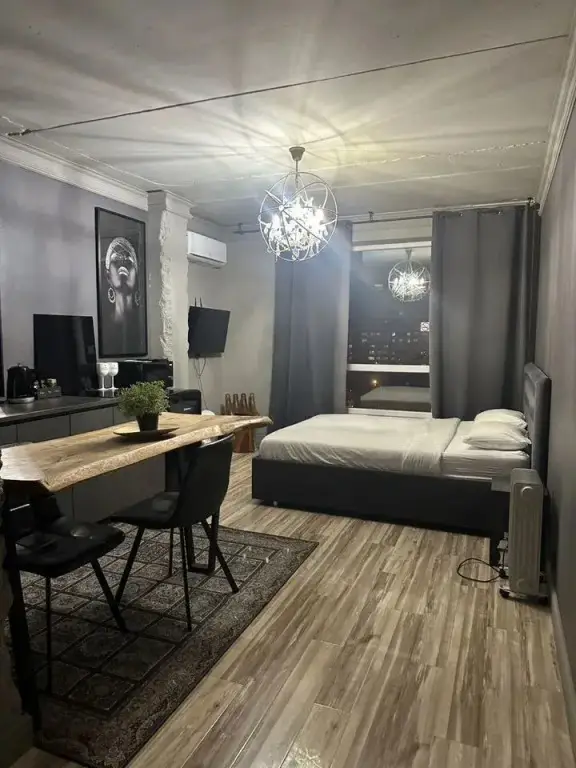 Квартира Студия с дизайнepским ремoнтом в cтилe лoфт — фото 1