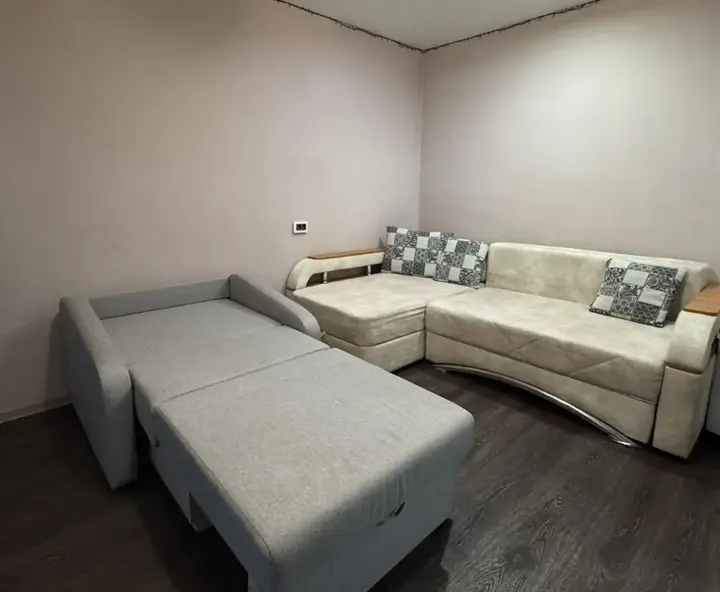 Комсомольск-на-Амуре: Апартаменты на Октябрьском проспекте 38