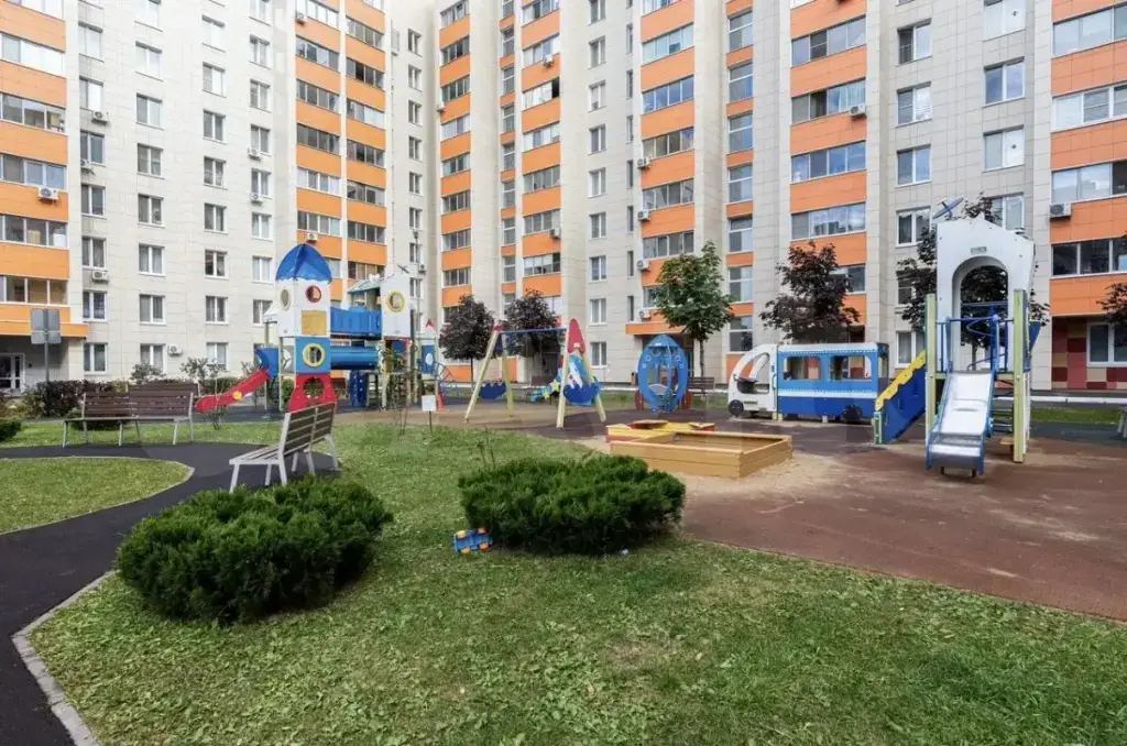 Казань: Квартира у метро в 5 минутах от центра
