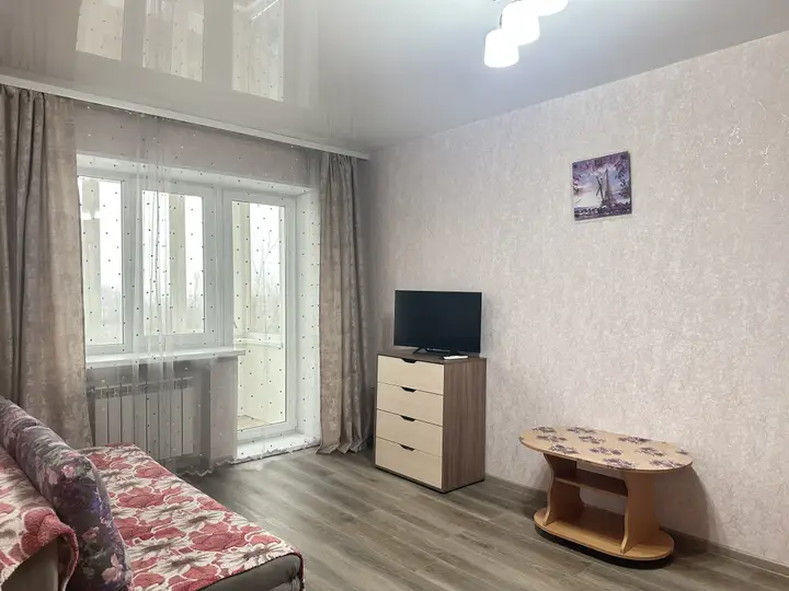 Владивосток: Квартира Уютная 1комнатная на Cтолетии