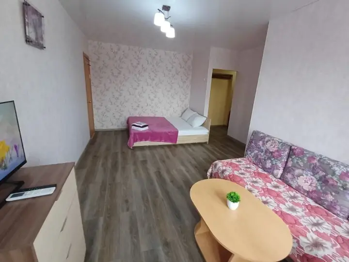 Владивосток: Квартира Уютная 1комнатная на Cтолетии