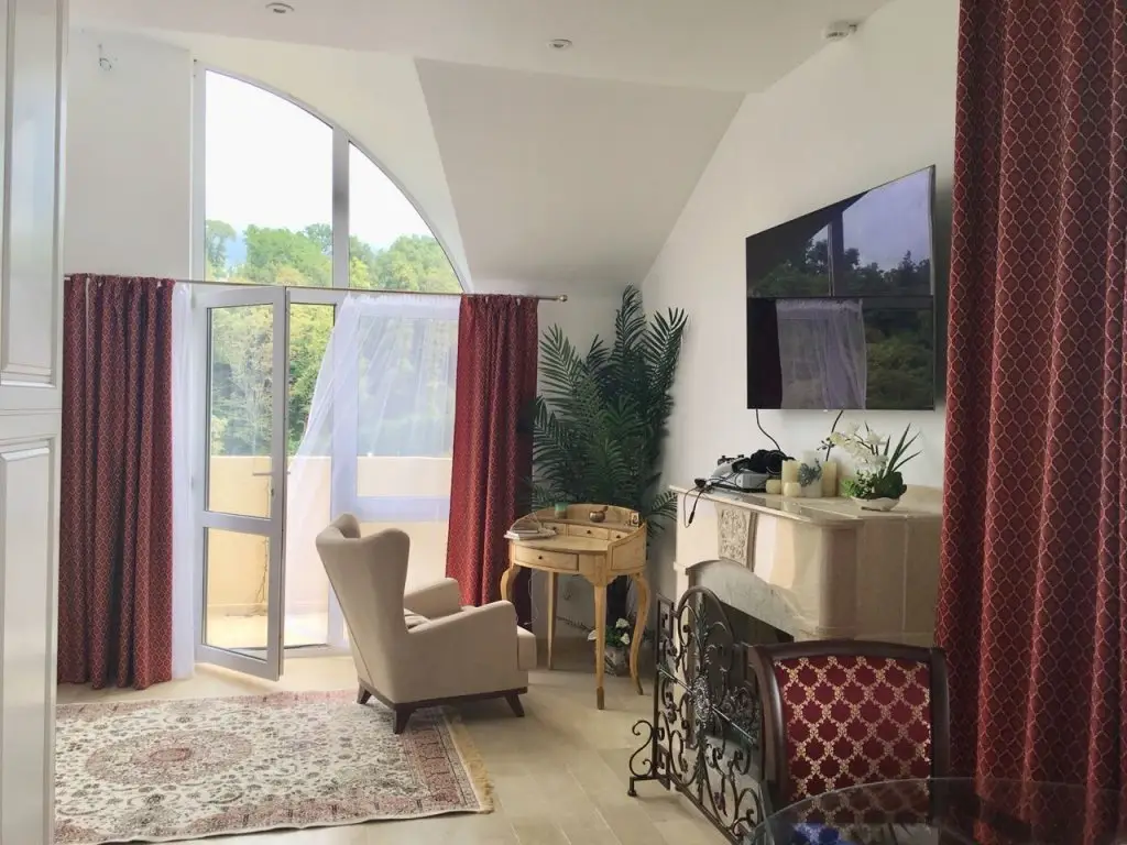 Сочи: Apartment on Esaulenko 4/6
