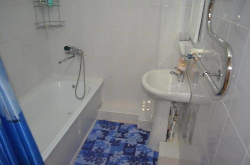 Эсто-Садок: Esto-Sadok Apartment on Estonskaya