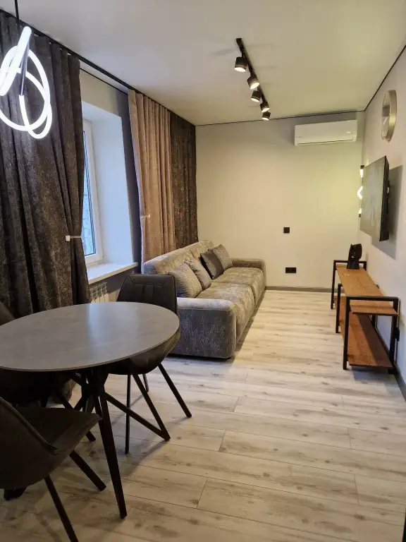 Калининград: Апартаменты Center City Калининград Серпуховская 21