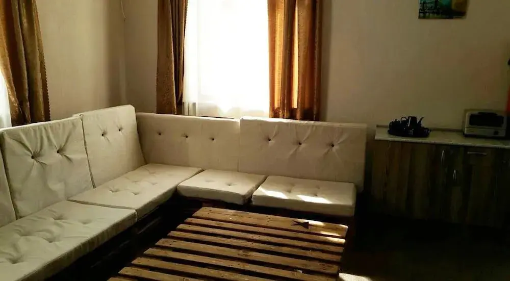 Эсто-Садок: Gorniy Uyut Hostel