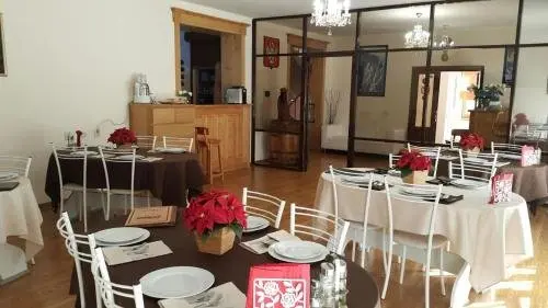 Эсто-Садок: Gorniy Uyut Hostel