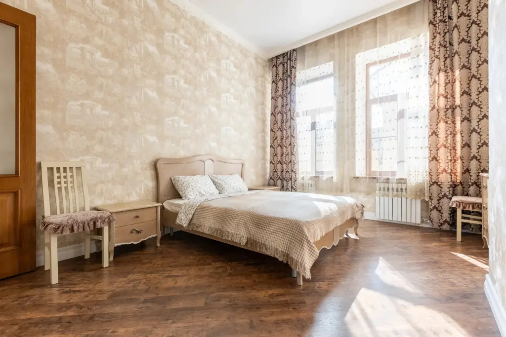 Санкт-Петербург: Квартира 120 м² на Невском проспекте, 3 изолированные комнаты, центр