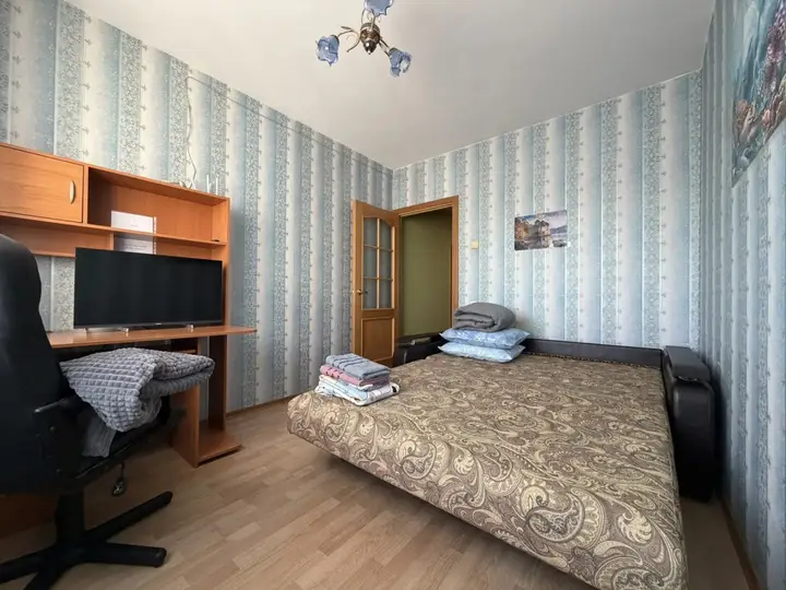 Великий Новгород: Квартира Просторная квартира в спальном районе