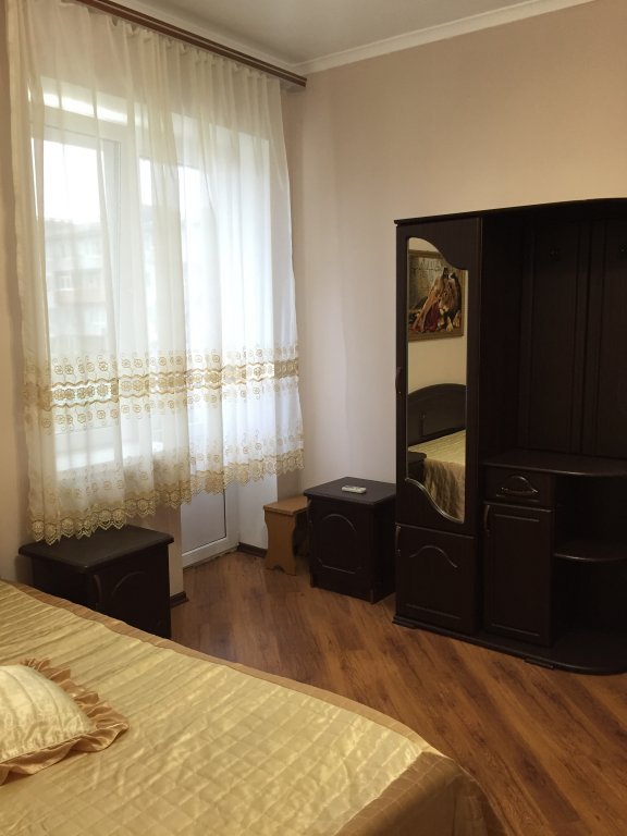 Сочи: Guest house Lazurit