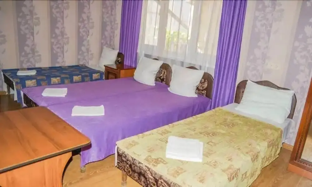 Сочи: Guest House Lesya