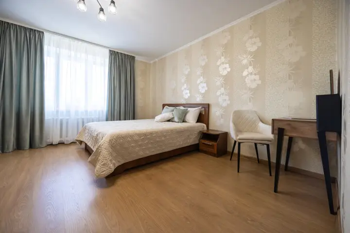 Калининград: Апартаменты LovelyHome39 Просторная 2-комнатная квартира рядом с поющими фонтанами