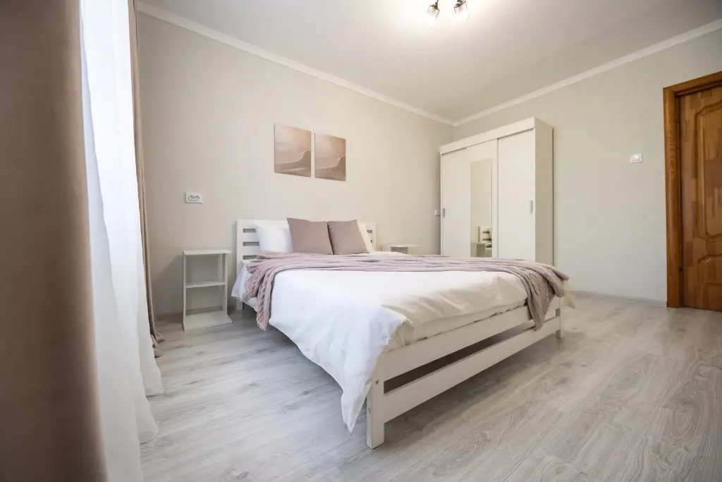 Калининград: Апартаменты LovelyHome39 Просторная 2-комнатная квартира рядом с поющими фонтанами