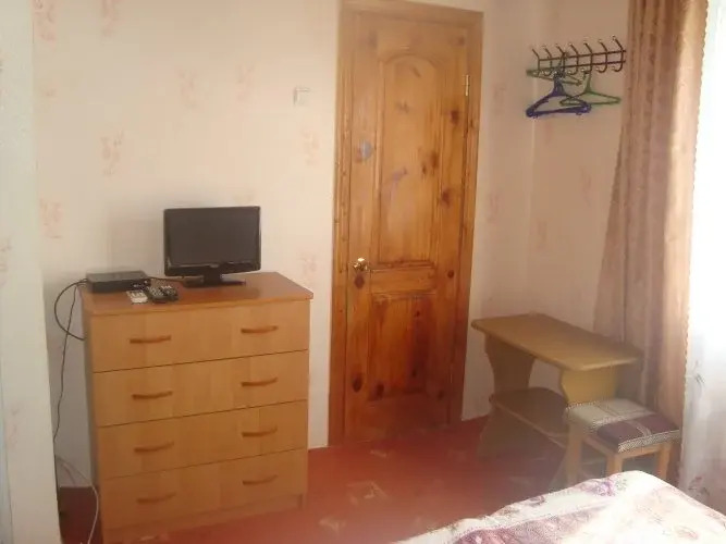 Сочи: U Yuryi Guest House