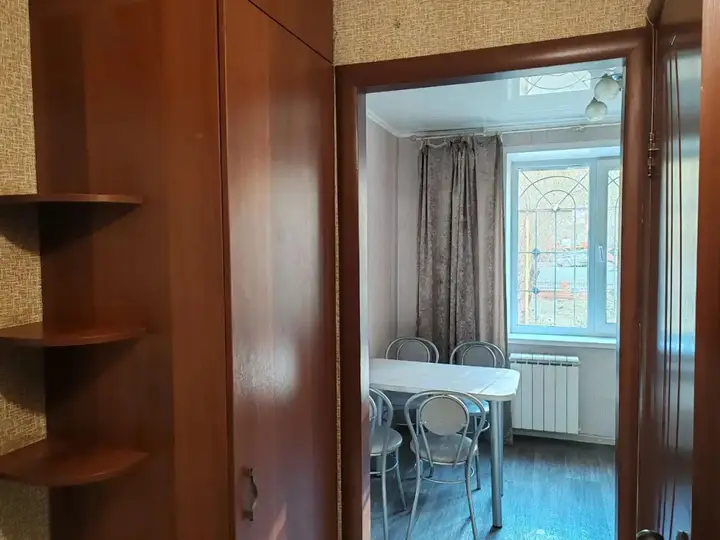 Курган: Квартира с хорошим ремонтом в центре города