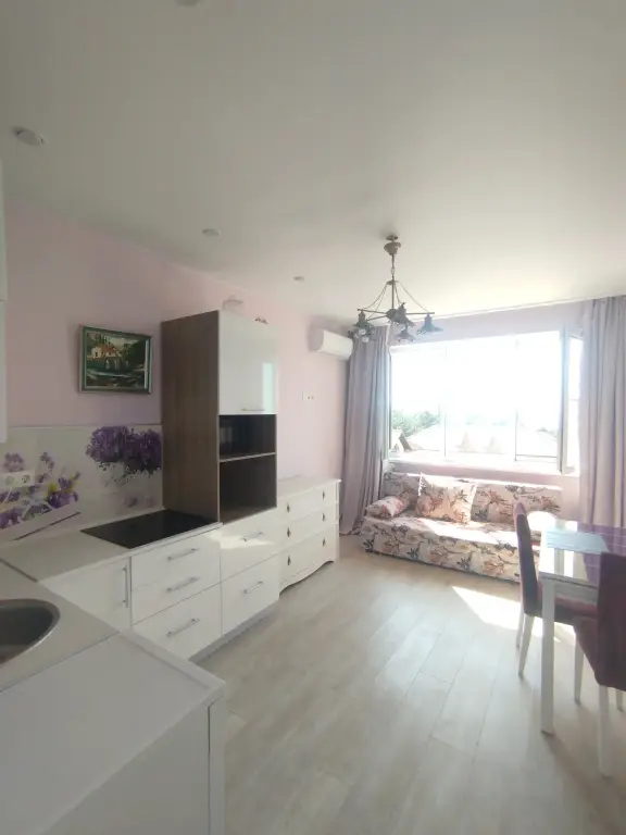 Геленджик: Квартира Двухкомнатная 56 м² с Великолепным Видом на Море
