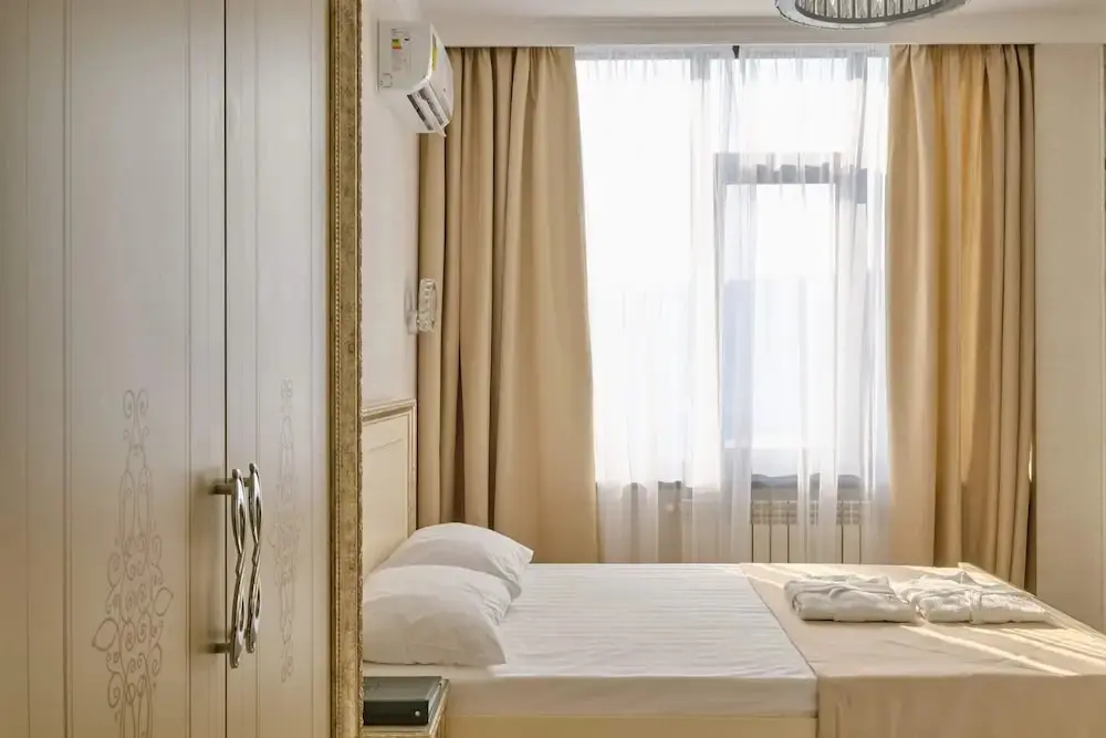 Сочи: Отель Grand Way Один Сочи Центр