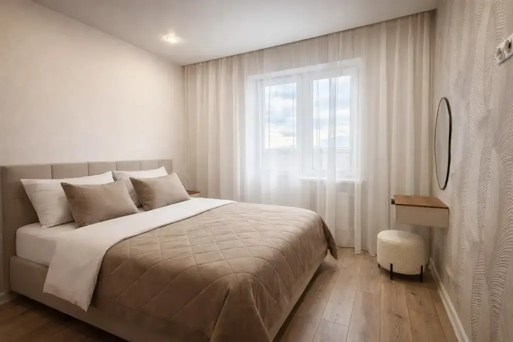 Оренбург: Квартира LikeHome на Братьев Хусаиновых 6