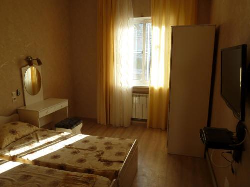 Сочи: Guest home Revolyucii 44