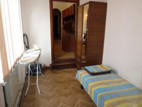 Сочи: Guest home Revolyucii 44