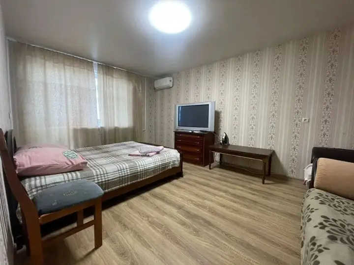 Саратов: Квартира на улице им. Чапаева В.И., 6а