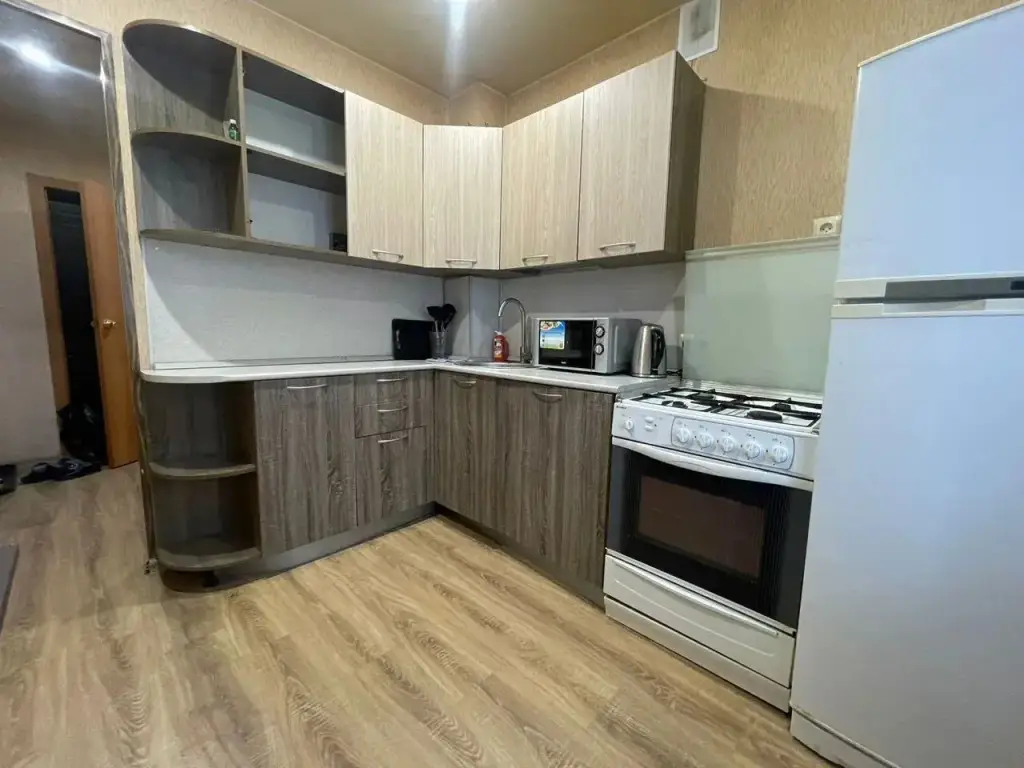 Саратов: Квартира на улице им. Чапаева В.И., 6а