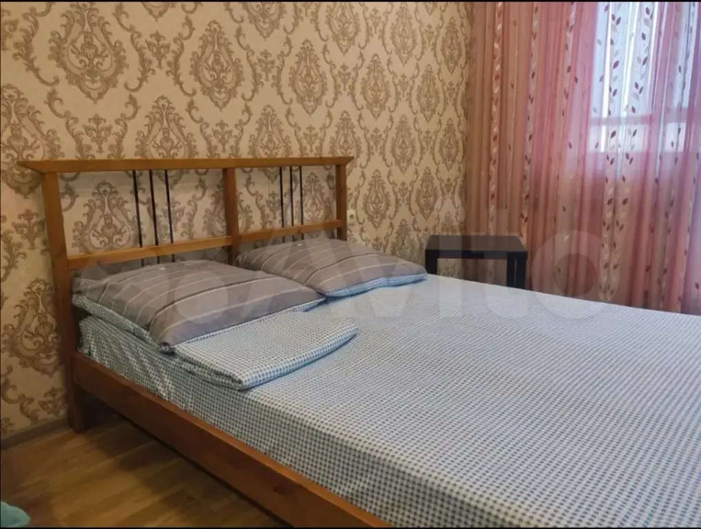 Омск: Квартира на Левом Берегу ТЦ Континент-Фестиваль