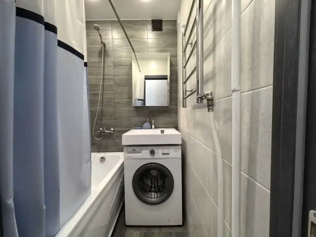 Санкт-Петербург: Квартира Myhome Yourhome на ул. Наличной д.35 к.3