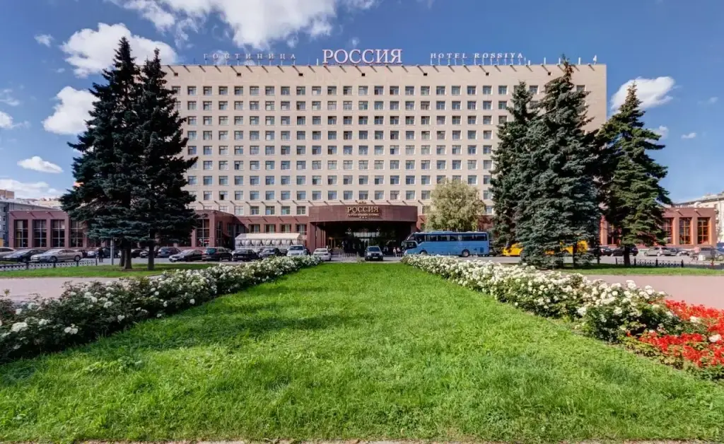 Отель Россия — фото 1