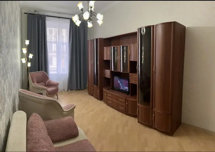 Санкт-Петербург: Квартира 2-к в центре