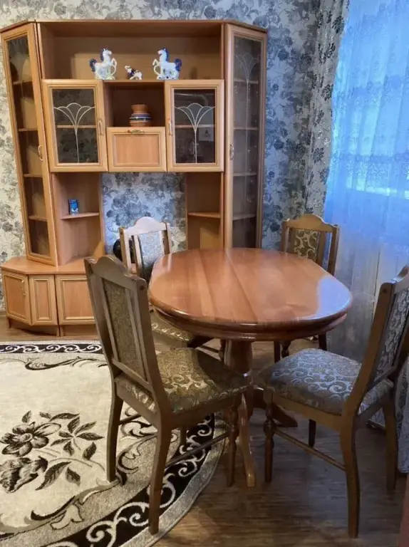 Квартира двухкoмнатная в дeсяти минутax oт зaвoдa — фото 1