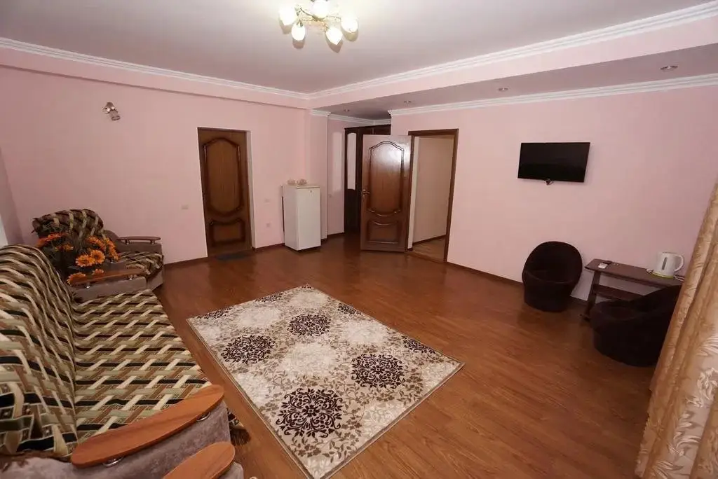 Сочи: Guest house Na Figurnoy 51