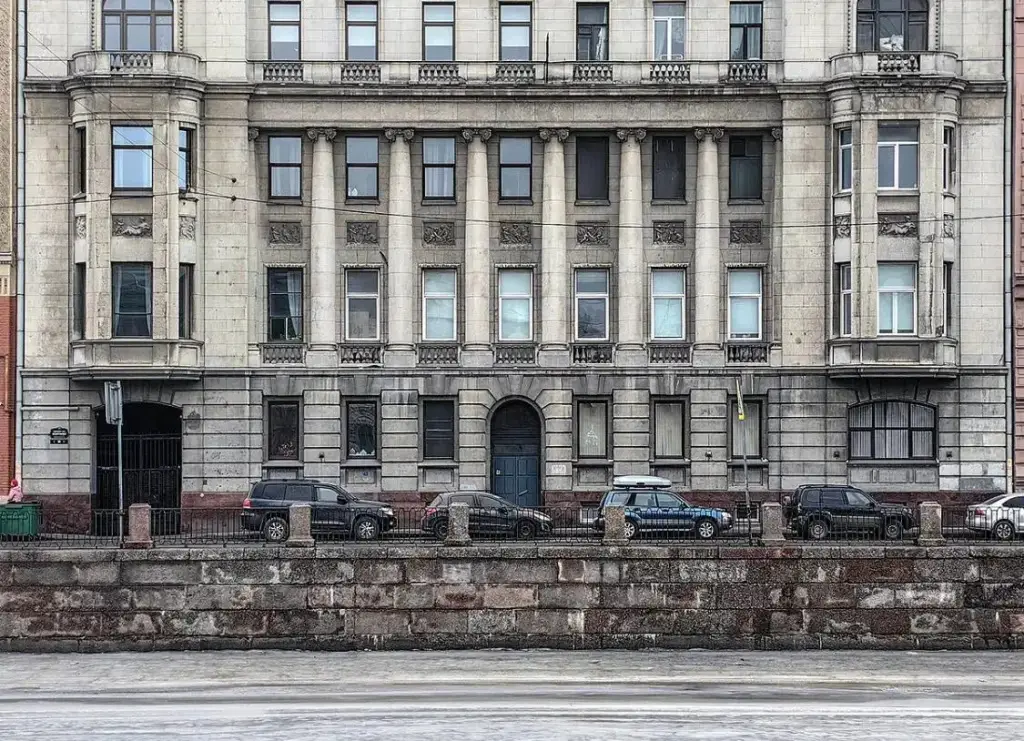 Санкт-Петербург: Квартира в центре у воды
