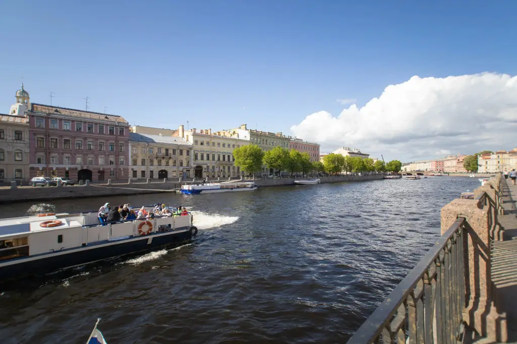 Санкт-Петербург: Квартира в центре у воды