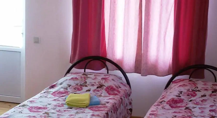 Сочи: Guest house on Skryabino