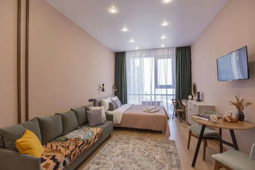 Владивосток: Апартаменты TopHouse на Авроровской 6
