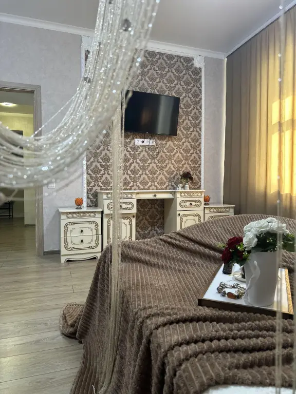 Кисловодск: Апартаменты 3-х комнатные в Нацпарке