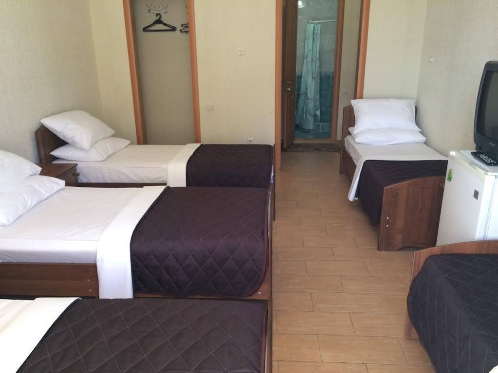 Сочи: Ambassador Guest House