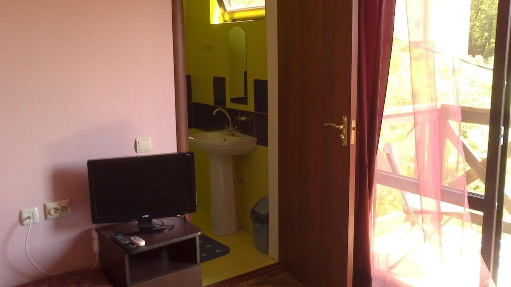 Сочи: Guest House Solnechnyi
