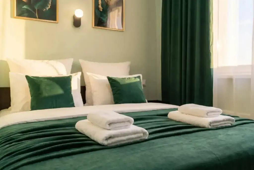 Андреевка: Апартаменты Daily Apartments Комфортные для Двоих